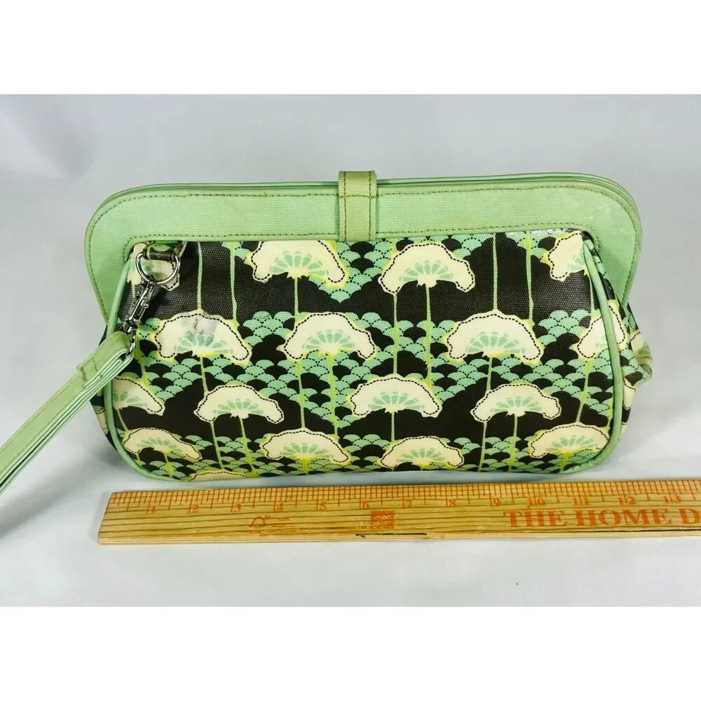 Petunia Pickle Bottom Diaper Bag Clutch Wristlet Green Fans Changing Pad